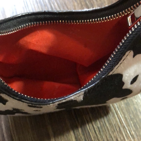 🖤HOST PICK🖤Y2K Cow Print Mini Bag - Picture 9 of 16